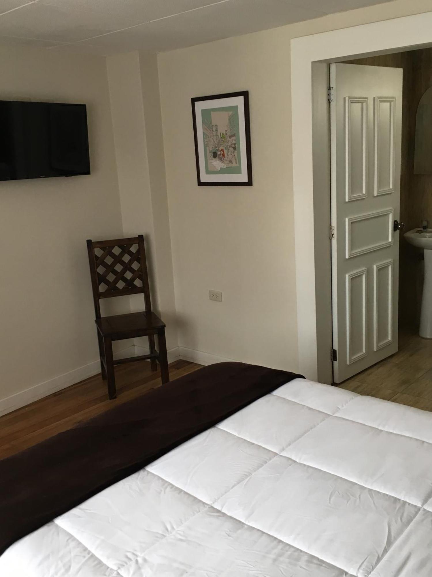 Nass Bed & Breakfast Cuenca Esterno foto